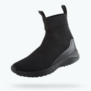 Native Hydroknit Waterproof Shoes - NWT womens 8